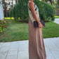 Tuta Vintage Chic con Scollo Profondo a V