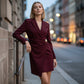 Miniabito Blazer Elegante a Portafoglio con Scollo a V da Donna