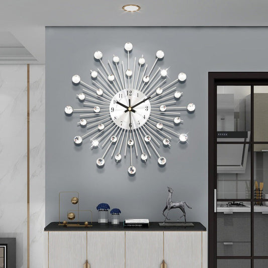 🕰️ 50% DI SCONTO! 💎 Orologio da Parete con Strass – Design di Lusso, Movimento Silenzioso & Elemento Decorativo Elegante ✨